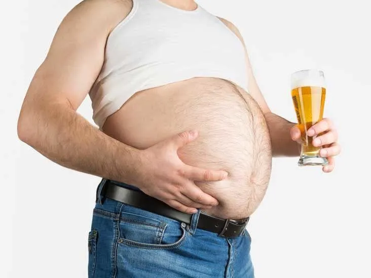 How Alcohol Affects Belly Fat