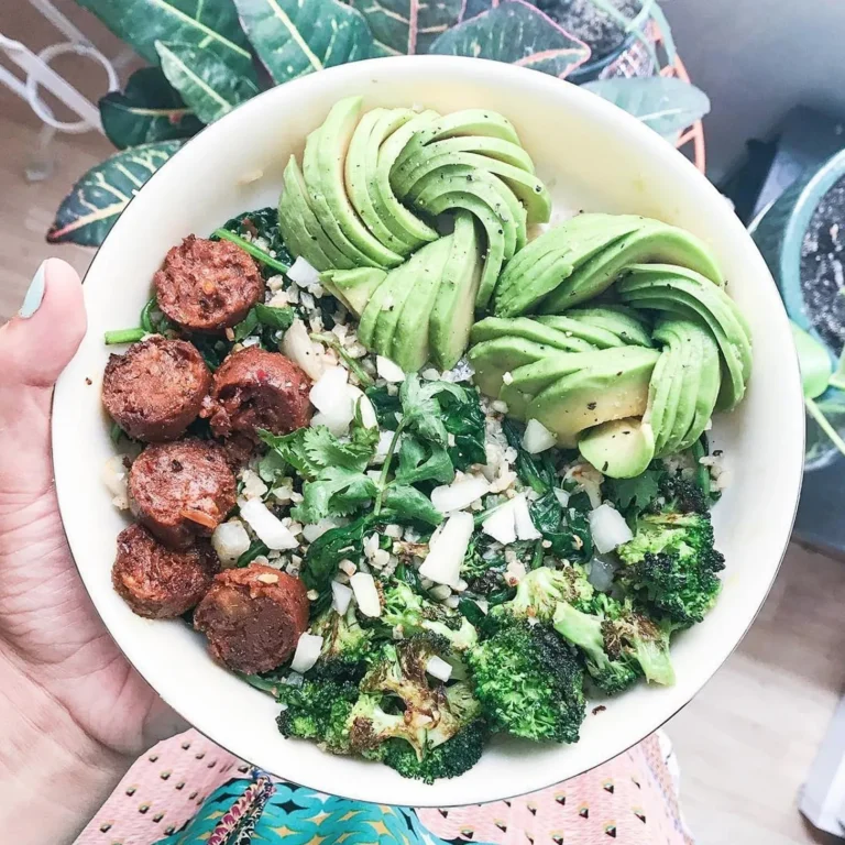 The Ultimate Guide to Vegetarian Keto: Tips, Tricks, and Recipes