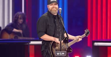 How Scotty Hasting Grew To Become His Wounds To Songwriting Knowledge How Scotty Hasting Grew To Become His Wounds To Songwriting Knowledge