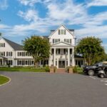 The Oaks Waterfront Lodge Evaluate: Japanese Shore Luxurious